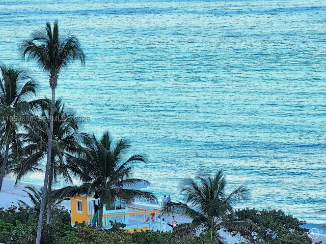 2-bedroom condo for sale in Hallandale Beach - 2030 S Ocean Dr 823 - MondialRealty