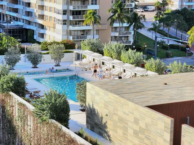 2-bedroom condo for sale in Hallandale Beach - 2030 S Ocean Dr 823 - MondialRealty