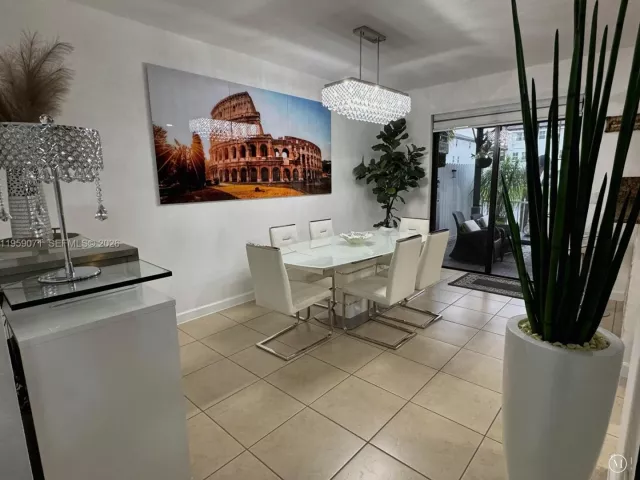 3-bedroom home for rent in Doral - 8905 NW 98th Ave 8905 - MondialRealty