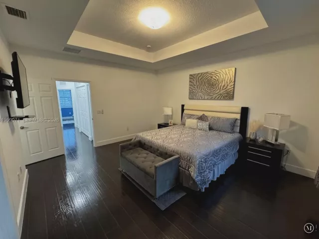 3-bedroom home for rent in Doral - 8905 NW 98th Ave 8905 - MondialRealty