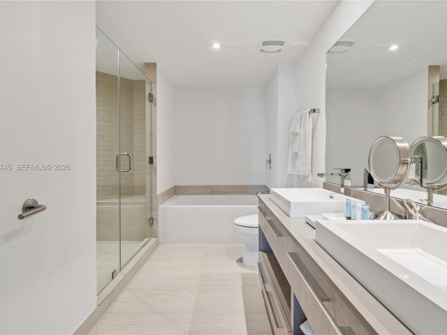 Apartment for sale  Unit #R2301 - photo 7349645