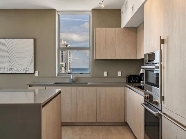 Apartment for sale  Unit #R2301 - photo 7349667