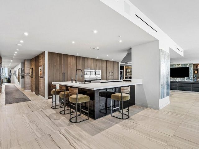 Apartment for sale  Unit #S1704/05 - photo 7391053