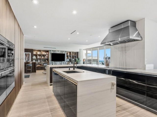 Apartment for sale  Unit #S1704/05 - photo 7391055