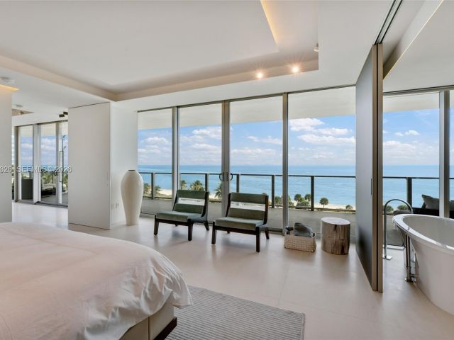 4-bedroom condo for sale in Key Biscayne - 350 Ocean Dr 701N - MondialRealty