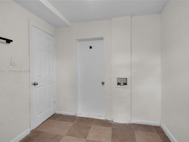 4-bedroom home for rent in Miami - 3121 NW 60th St 0 - MondialRealty
