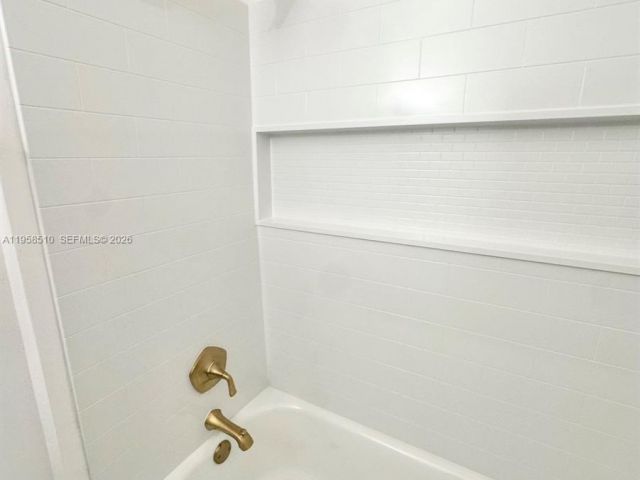 4-bedroom home for rent in Miami - 3121 NW 60th St 0 - MondialRealty