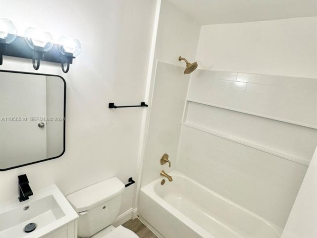 4-bedroom home for rent in Miami - 3121 NW 60th St 0 - MondialRealty