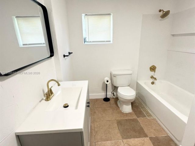 4-bedroom home for rent in Miami - 3121 NW 60th St 0 - MondialRealty