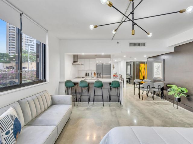 condo for sale in Miami - 540 Brickell Key Dr 409 - MondialRealty