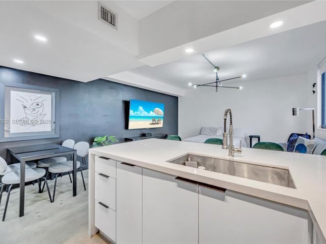 condo for sale in Miami - 540 Brickell Key Dr 409 - MondialRealty