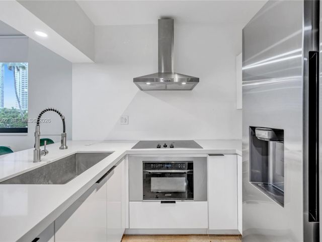 condo for sale in Miami - 540 Brickell Key Dr 409 - MondialRealty