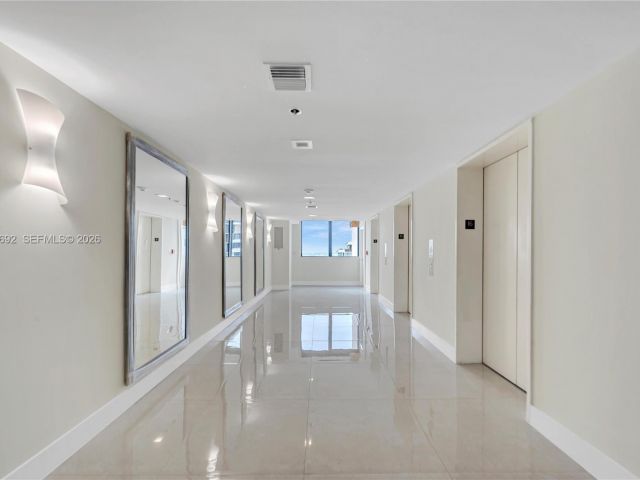condo for sale in Miami - 540 Brickell Key Dr 409 - MondialRealty
