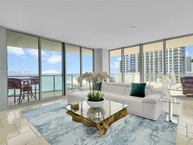 Apartment for sale  Unit #1802 - photo 7349740