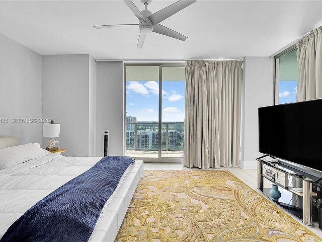 Apartment for sale  Unit #1802 - photo 7349747