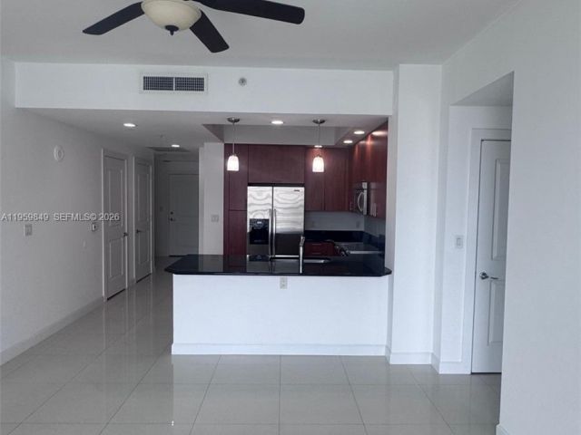 2-bedroom condo for rent in Fort Lauderdale - 315 NE 3rd Ave 1905 - MondialRealty