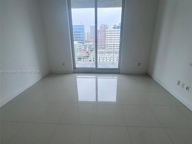 2-bedroom condo for rent in Fort Lauderdale - 315 NE 3rd Ave 1905 - MondialRealty