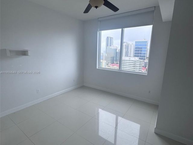 2-bedroom condo for rent in Fort Lauderdale - 315 NE 3rd Ave 1905 - MondialRealty