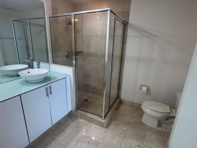 2-bedroom condo for rent in Fort Lauderdale - 315 NE 3rd Ave 1905 - MondialRealty