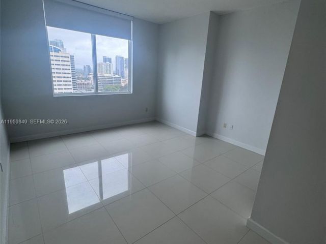 2-bedroom condo for rent in Fort Lauderdale - 315 NE 3rd Ave 1905 - MondialRealty