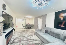 Apartment #403 at Winston Tower 600