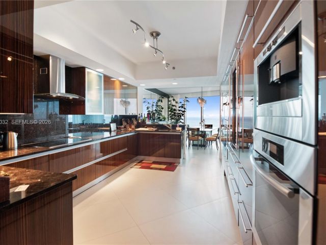 Apartment for sale  Unit #2205 - photo 7350555