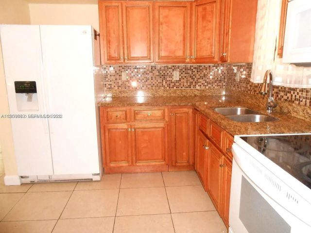 Home for rent at  - photo 7476008