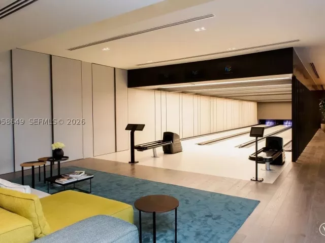 4-bedroom condo for sale in Miami - 480 NE 31st St PH5101 - MondialRealty