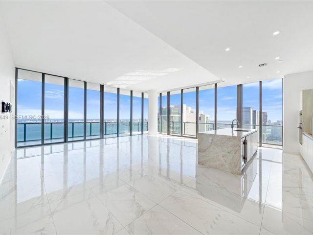 Apartment for sale  Unit #PH5101 - photo 7352040