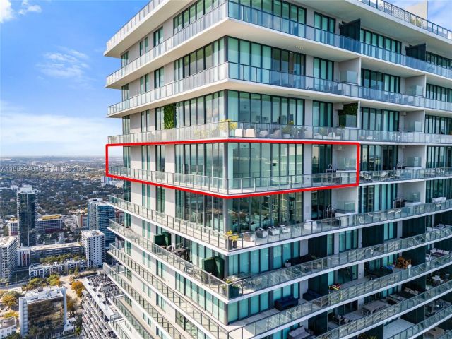 Apartment for sale  Unit #PH5101 - photo 7352044