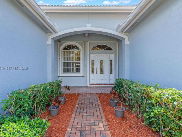 Home for sale at 2570 SE 4th Pl - photo 7428147