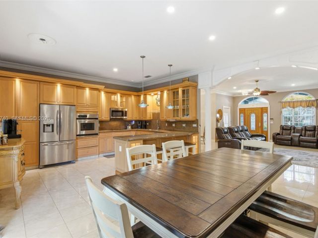 Home for sale at 2570 SE 4th Pl - photo 7428159