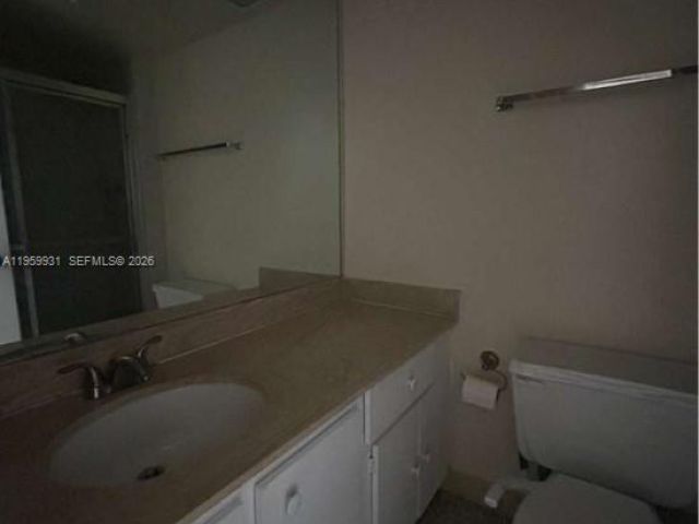 2-bedroom condo for rent in Sunny Isles Beach - 251 174th St 609 - MondialRealty