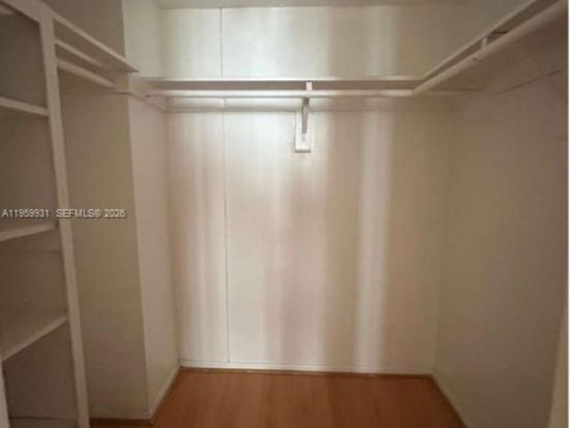 2-bedroom condo for rent in Sunny Isles Beach - 251 174th St 609 - MondialRealty