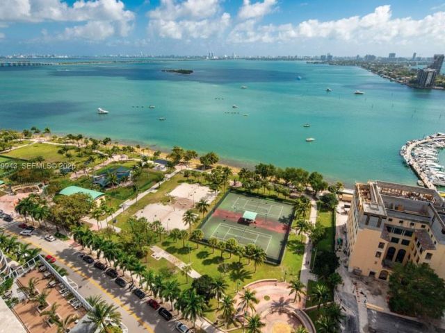 Apartment for sale  Unit #3301 - photo 7351833