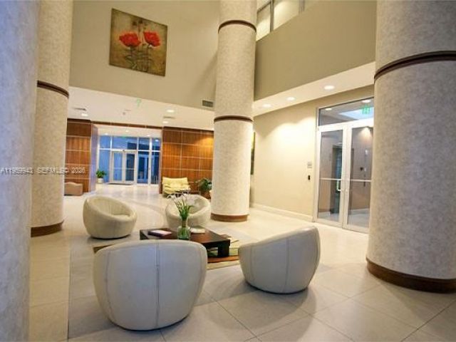 Apartment for sale  Unit #3301 - photo 7351836