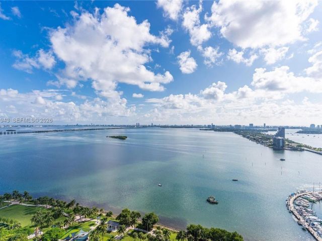 Apartment for sale  Unit #3301 - photo 7351838