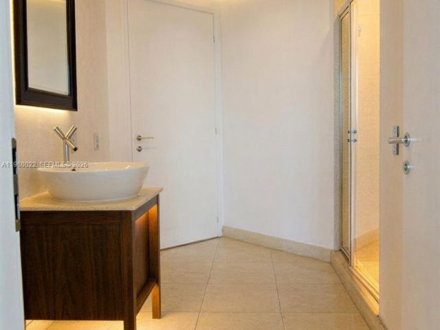 Apartment for rent  Unit #2610 - photo 7354754