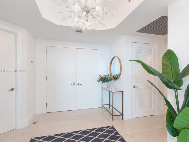 Apartment for rent  Unit #3202 - photo 7350528