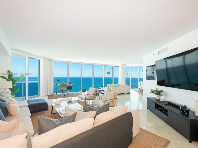 Apartment for rent  Unit #3202 - photo 7350545