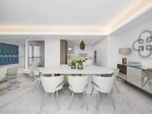 3-bedroom home for rent in Miami Beach - 100 S Pointe Dr TH-13 - MondialRealty