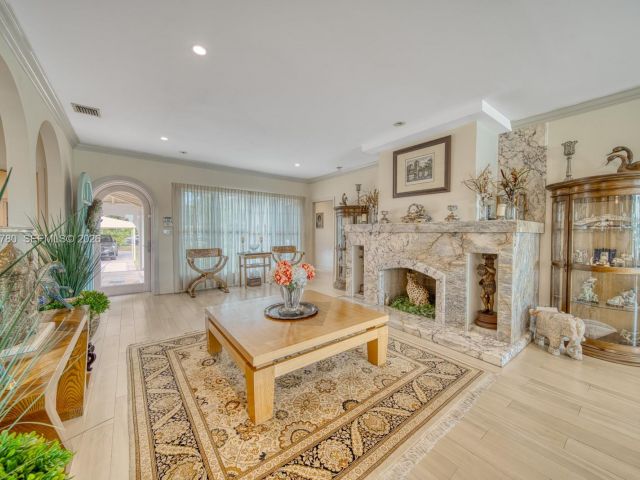 Home for sale at 170 S Hibiscus Dr - photo 7351404