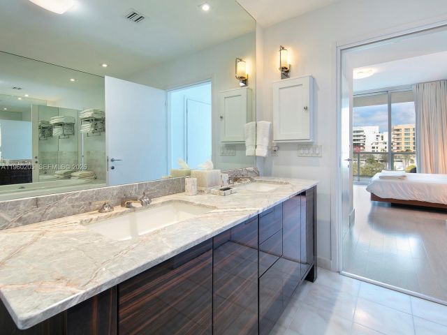 Apartment for sale  Unit #707 - photo 7354570