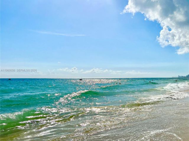2-bedroom condo for rent in Sunny Isles Beach - 230 174th St 507 - MondialRealty