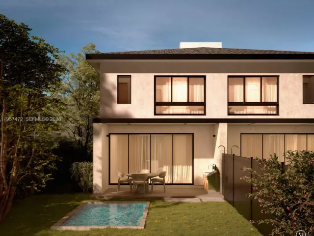 4-bedroom home for sale in Miami - 1017 SW 13th Ct - MondialRealty