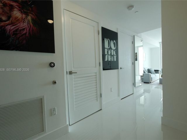 Apartment for rent  Unit #3904 - photo 7402401