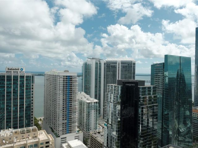 Apartment for rent  Unit #3904 - photo 7402407