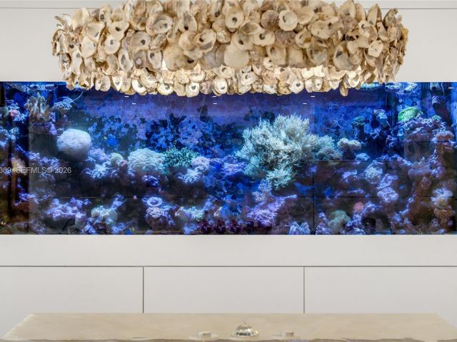 3-bedroom condo for sale in Miami - 2443 Fisher Island Dr 5403 - MondialRealty