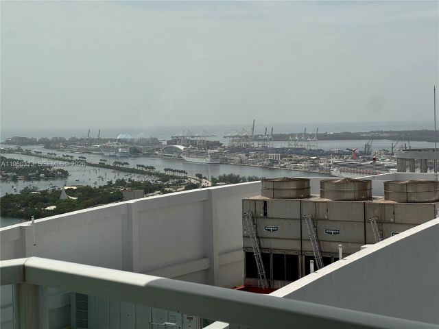 Apartment for rent  Unit #4307 - photo 7429842