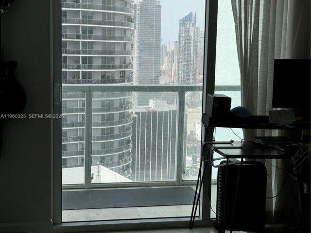 Apartment for rent  Unit #4307 - photo 7429846